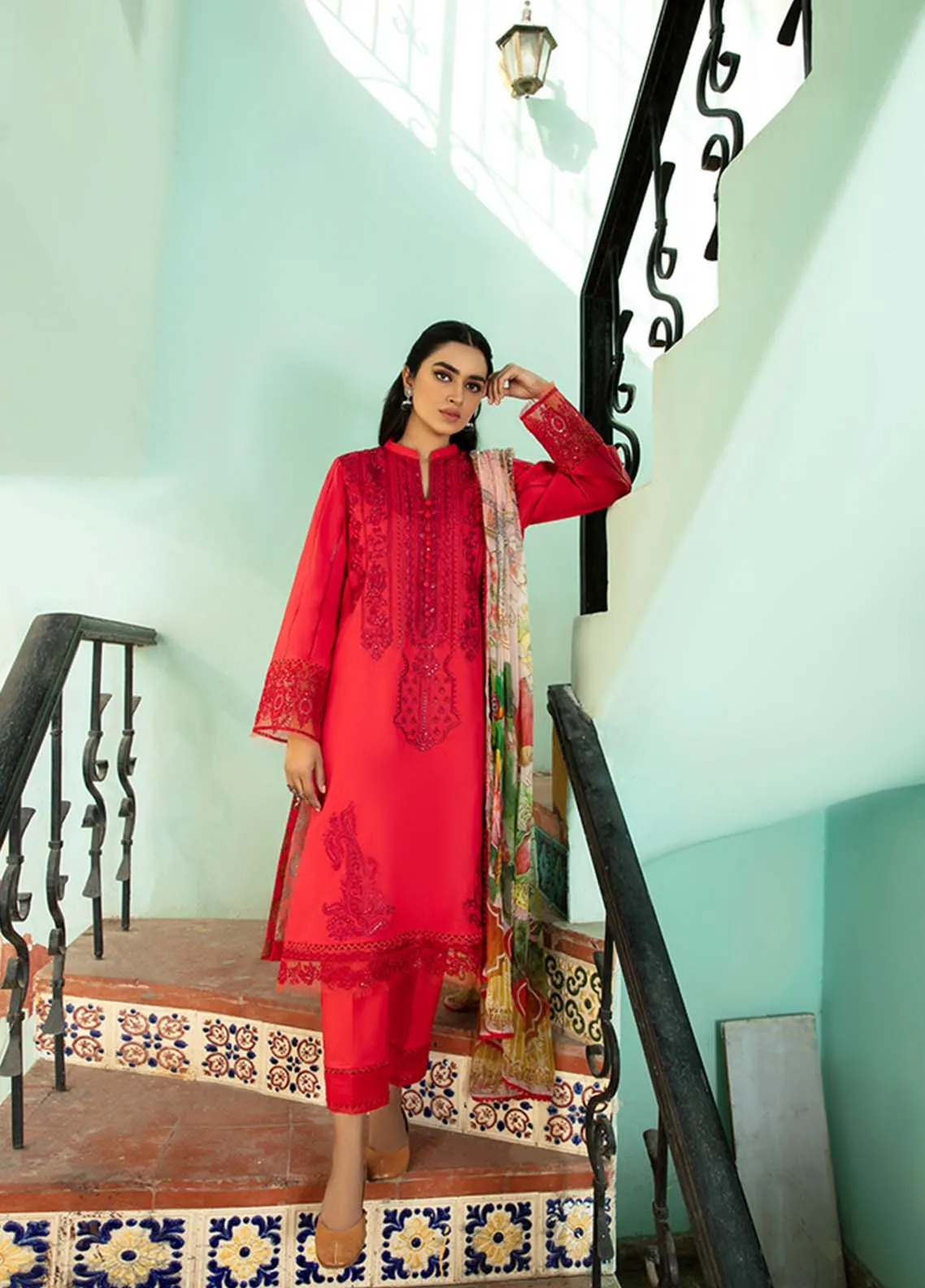 Aabyaan Embroidered Lawn Unstitched 3 Piece Suit - 10
