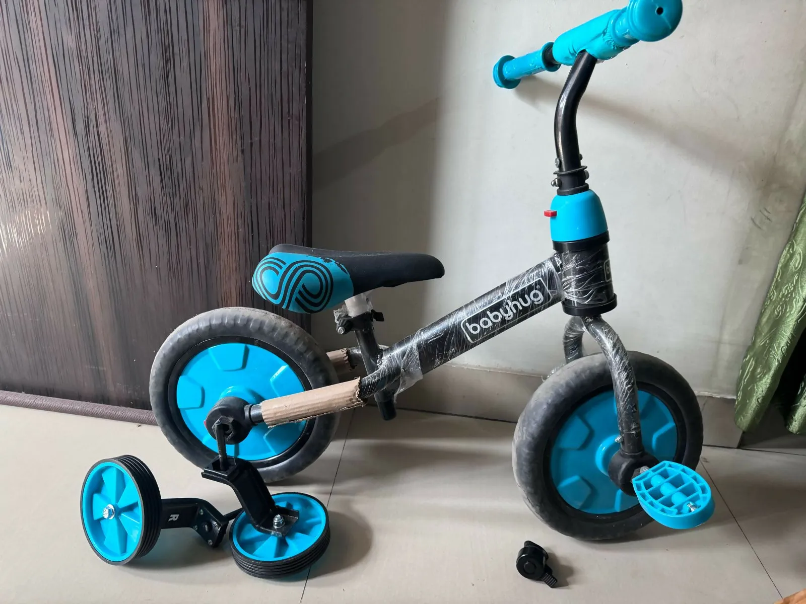 BABYHUG 4 in 1 Balance Bike