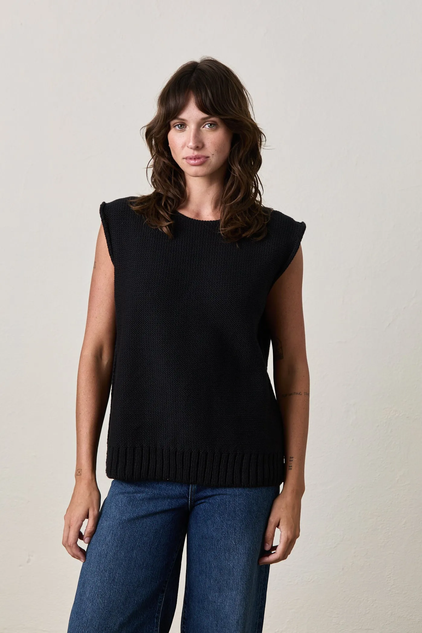CATALINA TOP / NEGRO