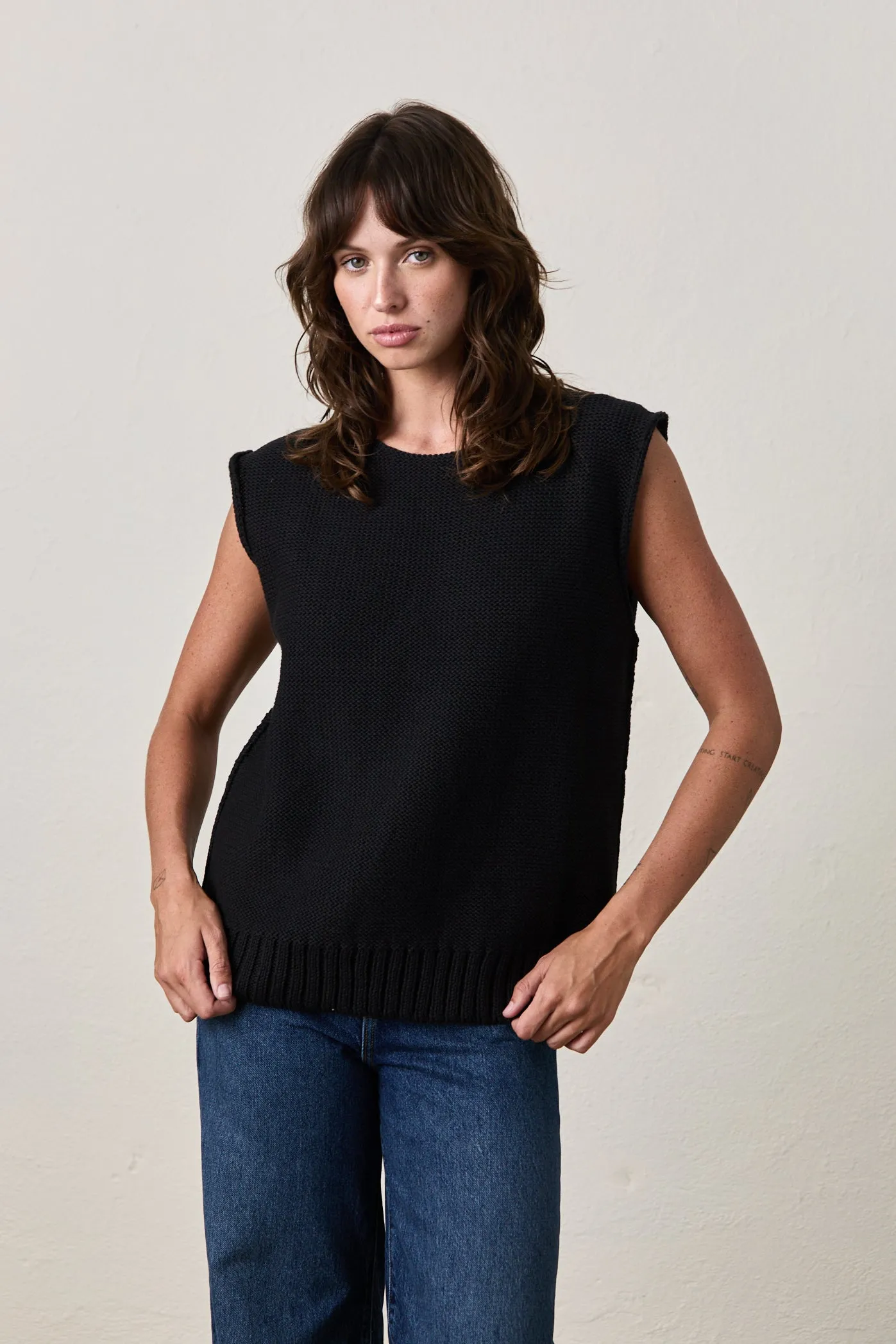 CATALINA TOP / NEGRO