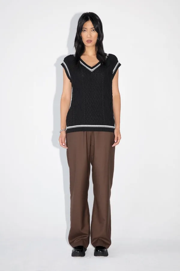 CLASSIC SWEATER VEST