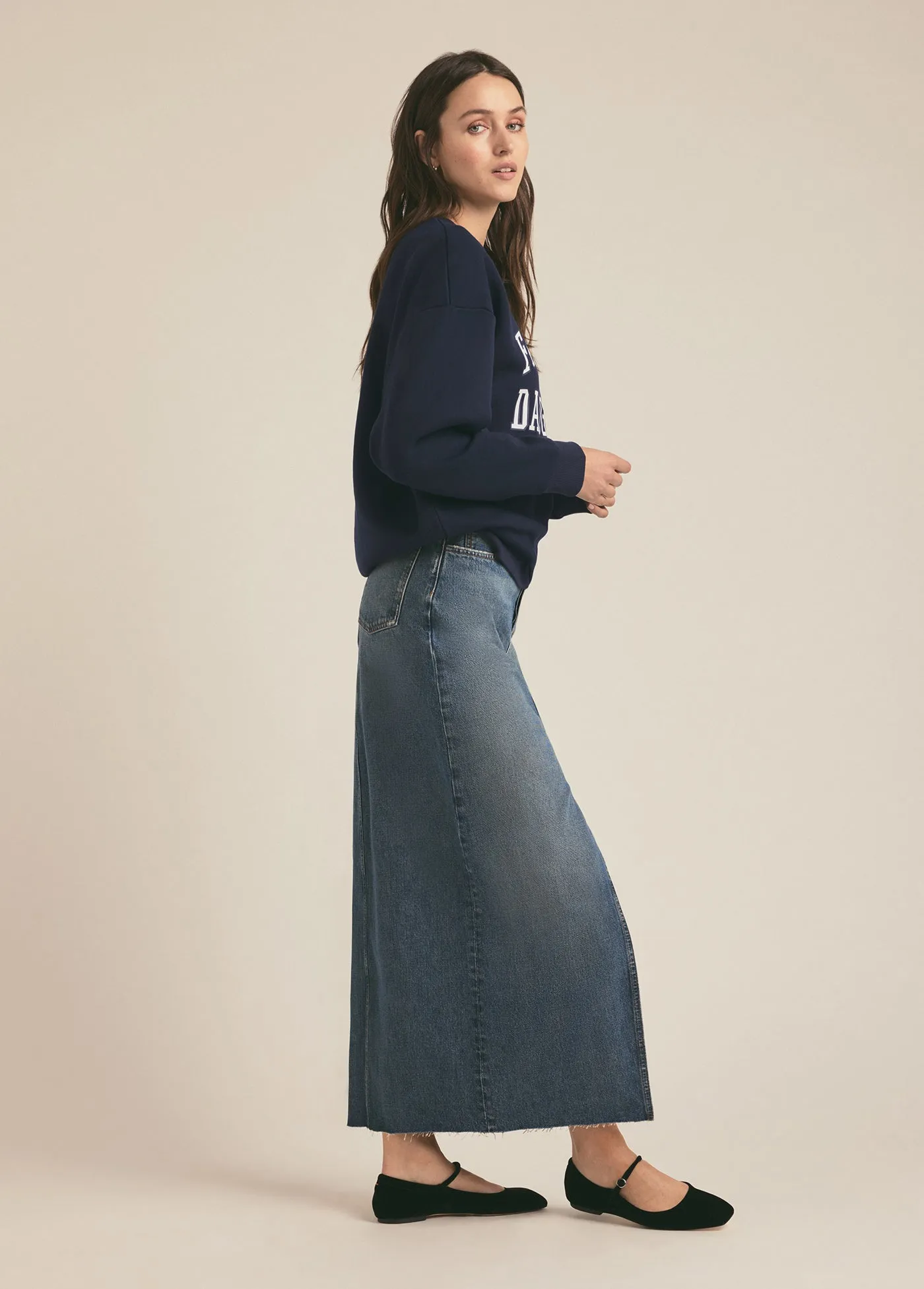 THE COLLEGIATE SWEATSHIRT