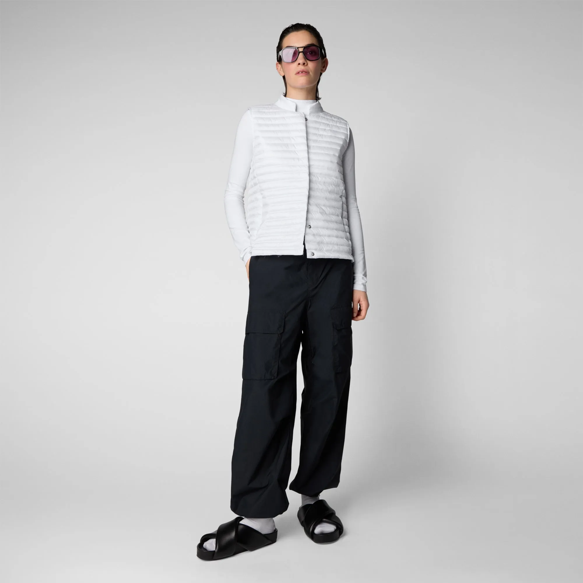 Woman's vest Aria in white