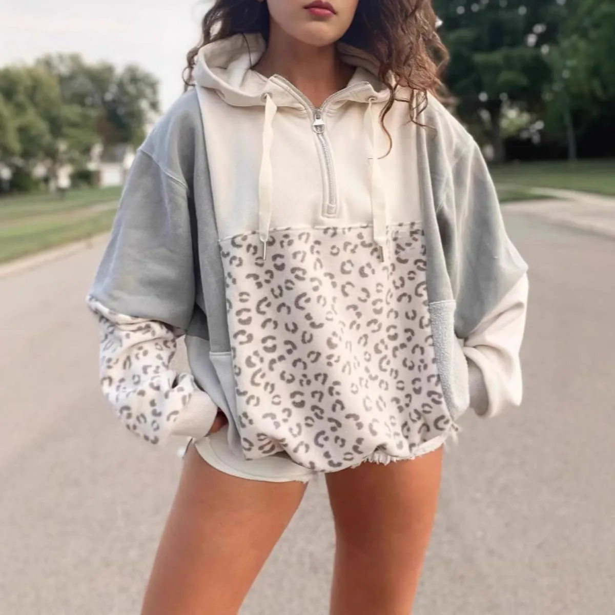 Women's Leopard Print Pullover Hoodie Color Block Hoodie Half Zip Long Sleeve Pullover Trendy Drawstring Sweatshirt